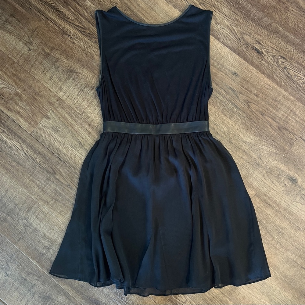 Alice + Olivia Little Black Dress Sleeveless Fit & Flare Dress Leather Trim XS/S